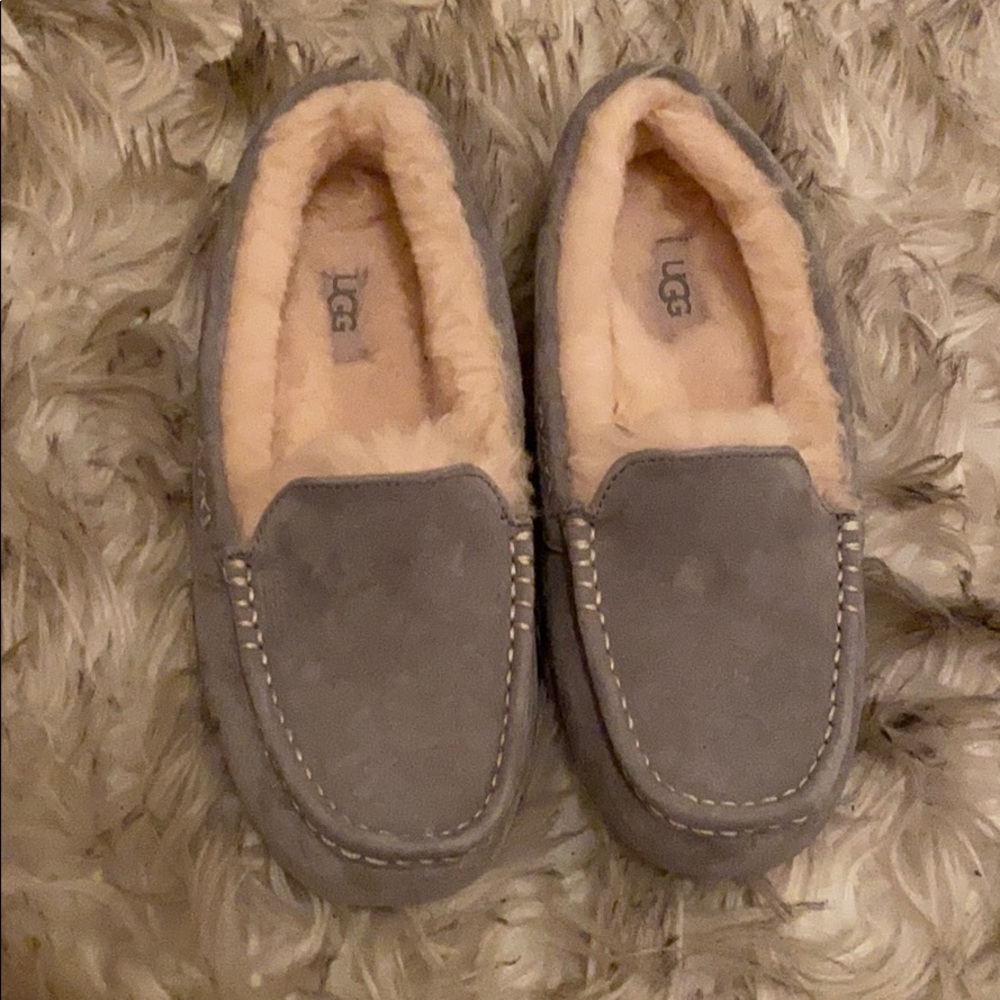UGG Women’s ansley wool slippers